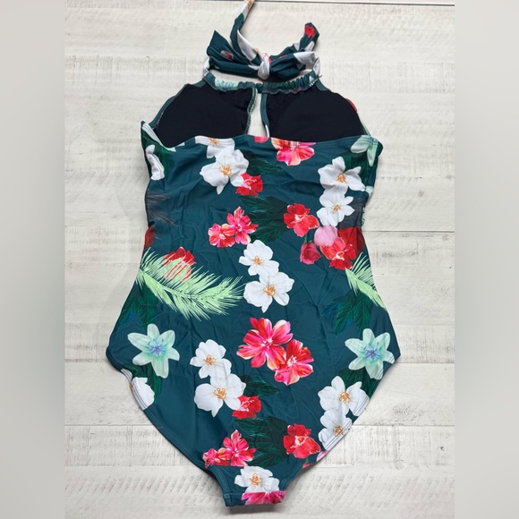 Floral Halter One-Piece Swimsuit - Picture 2 of 11